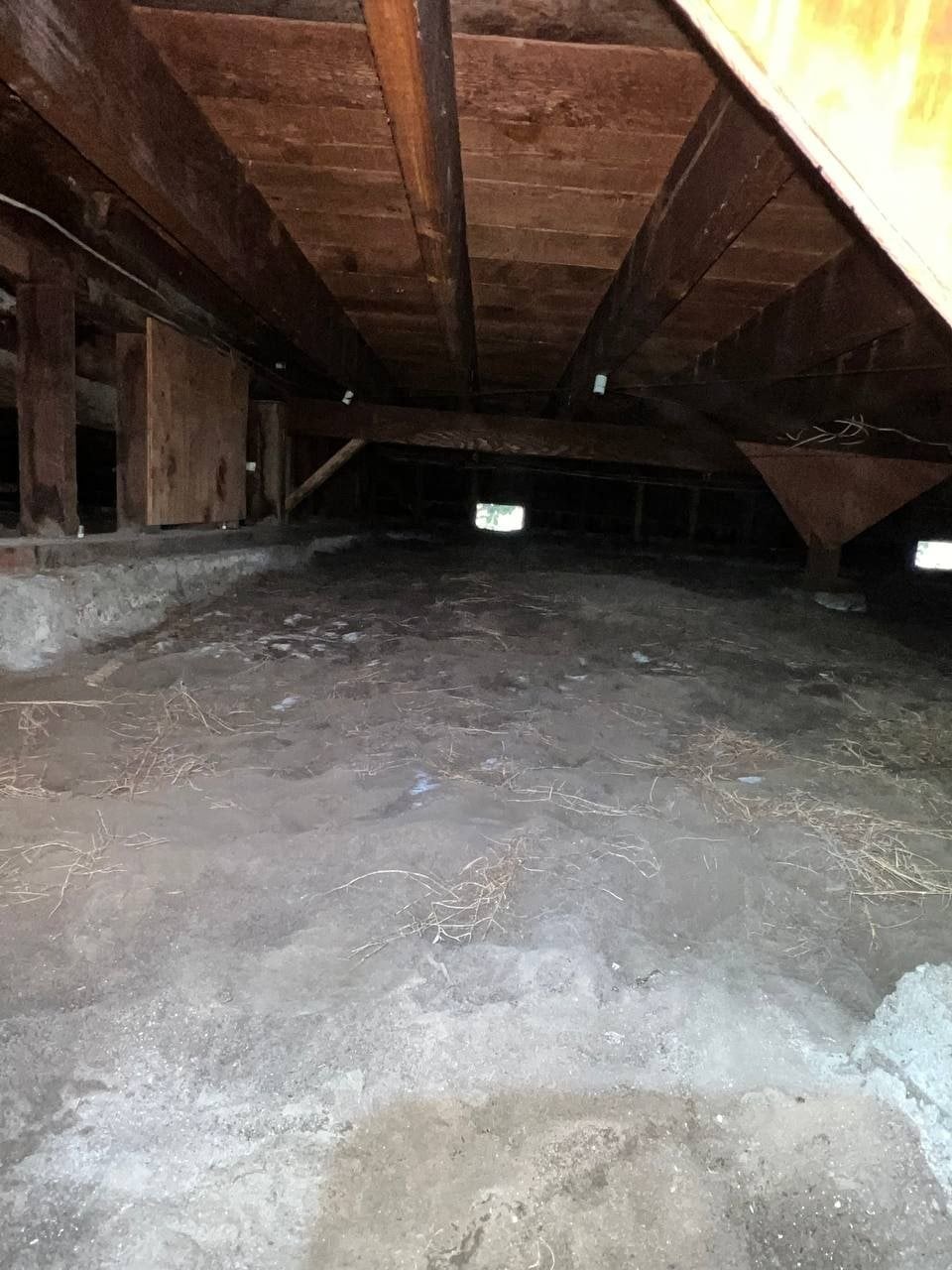 Alameda crawl space before work, bare soil