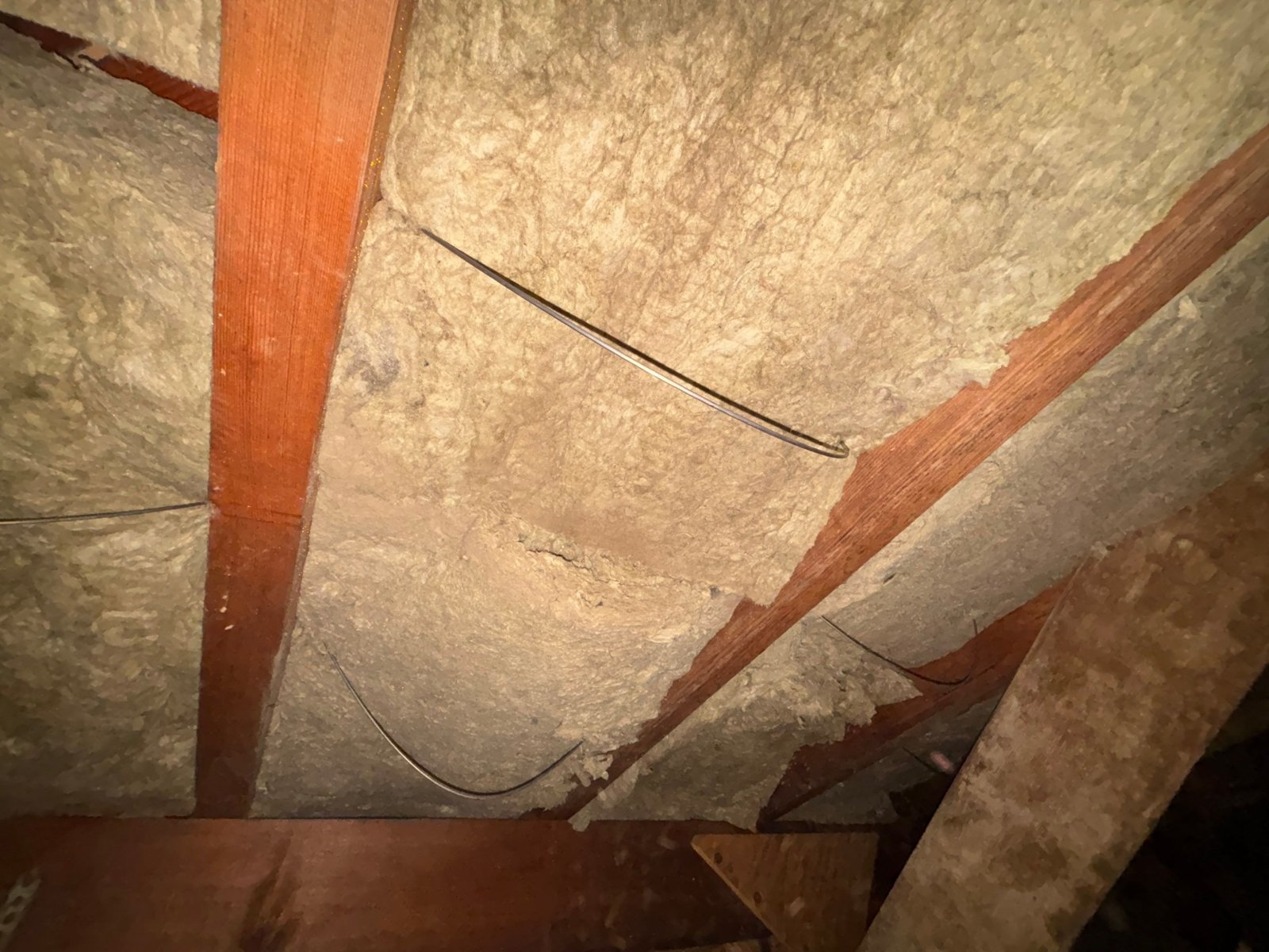 Glendale crawl space after the job, new mineral wool insulation