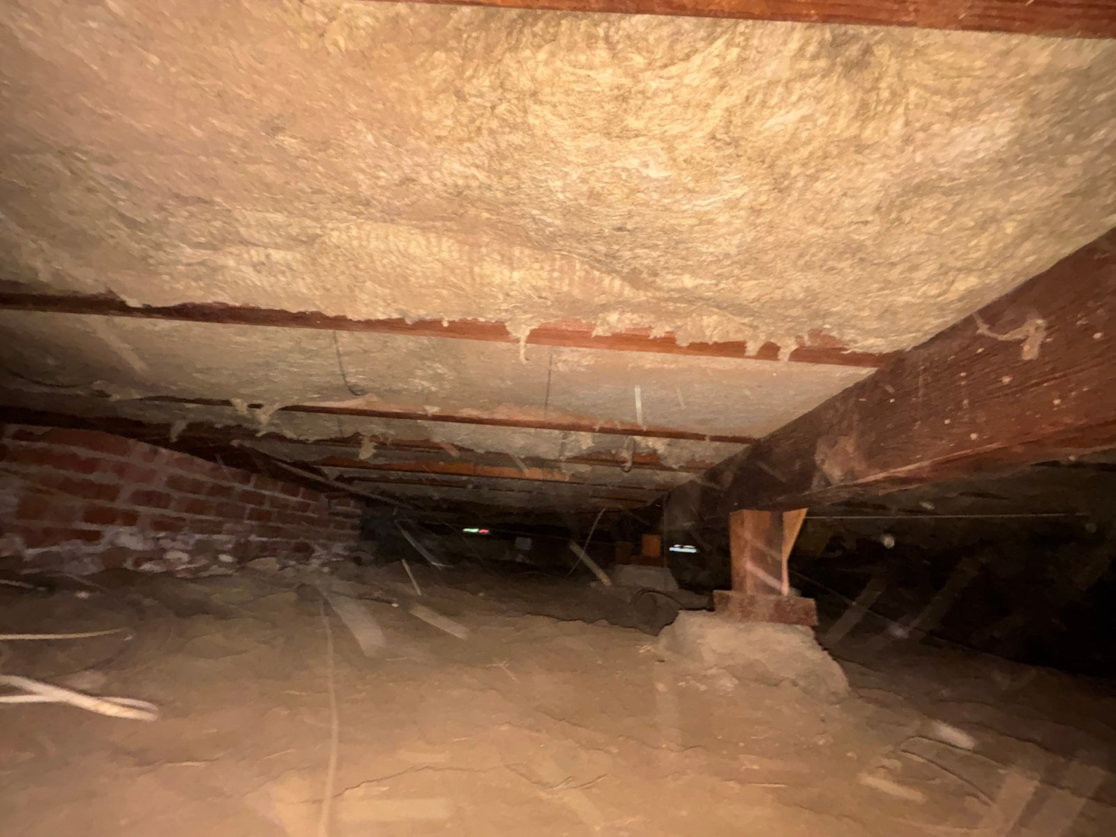 New insulation under the floor of a Glendale crawl space