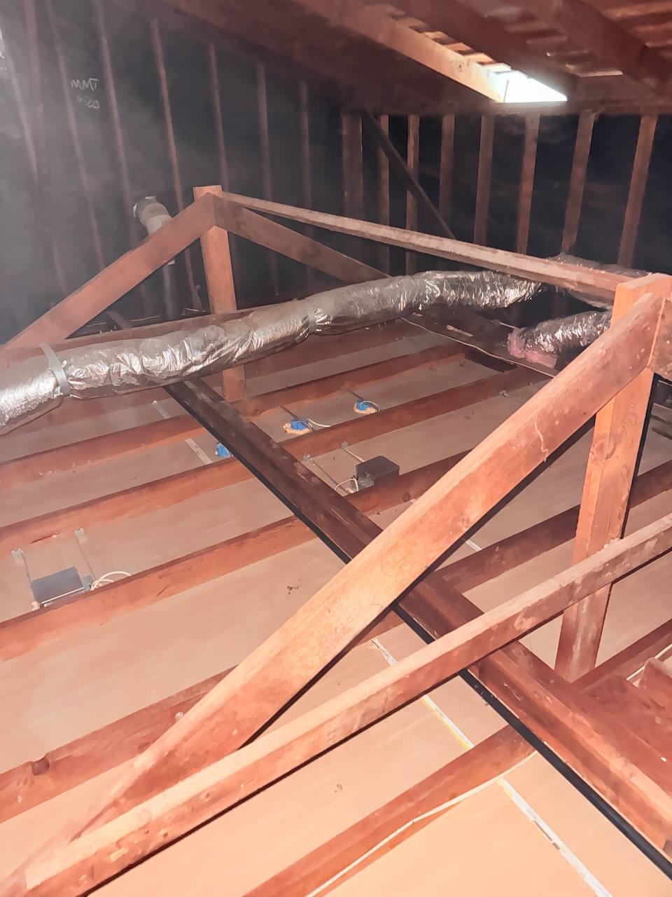 Cleared attic deck in San Jose
