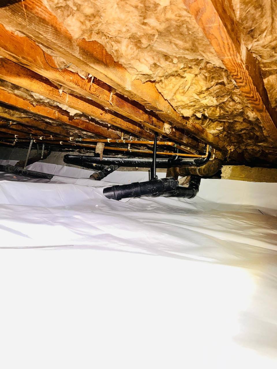 Vapor barrier across a Sunnyvale crawl space